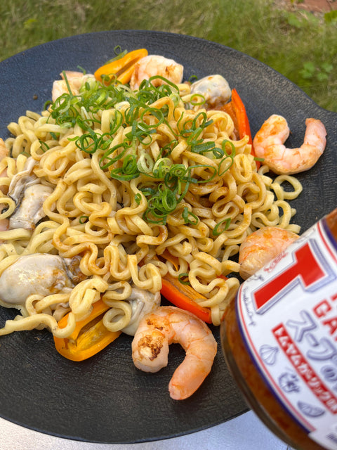 やみつきのエスニックシーフード焼きそば　Tスープの素（トムヤムガーリック味）